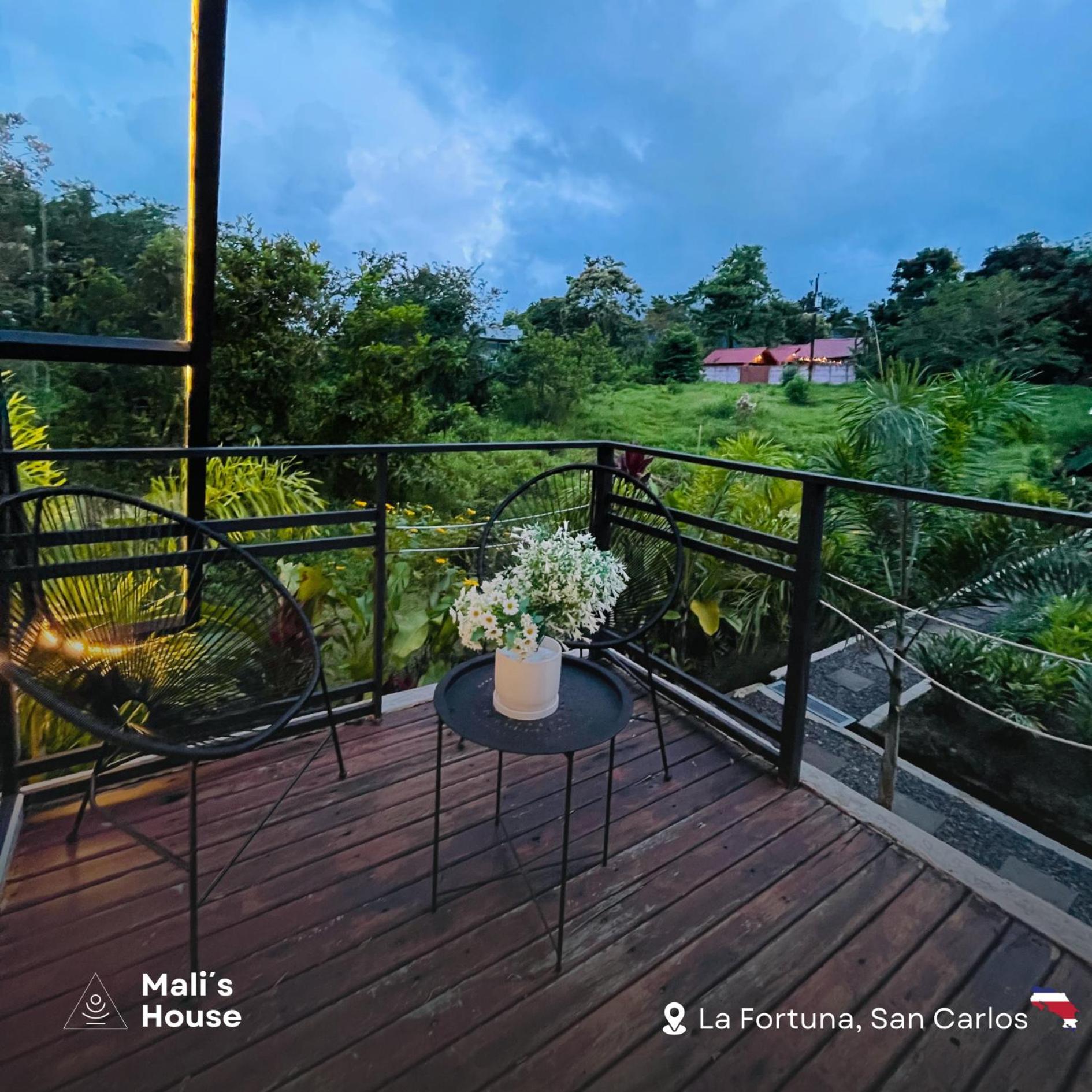 Hotel Mali'S House La Fortuna Exterior foto